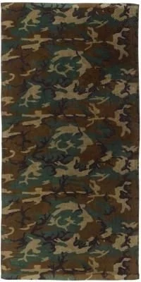 Полотенце хлопковое лесной камуфляж Rothco Beach Towel Woodland Camo 2300, фото